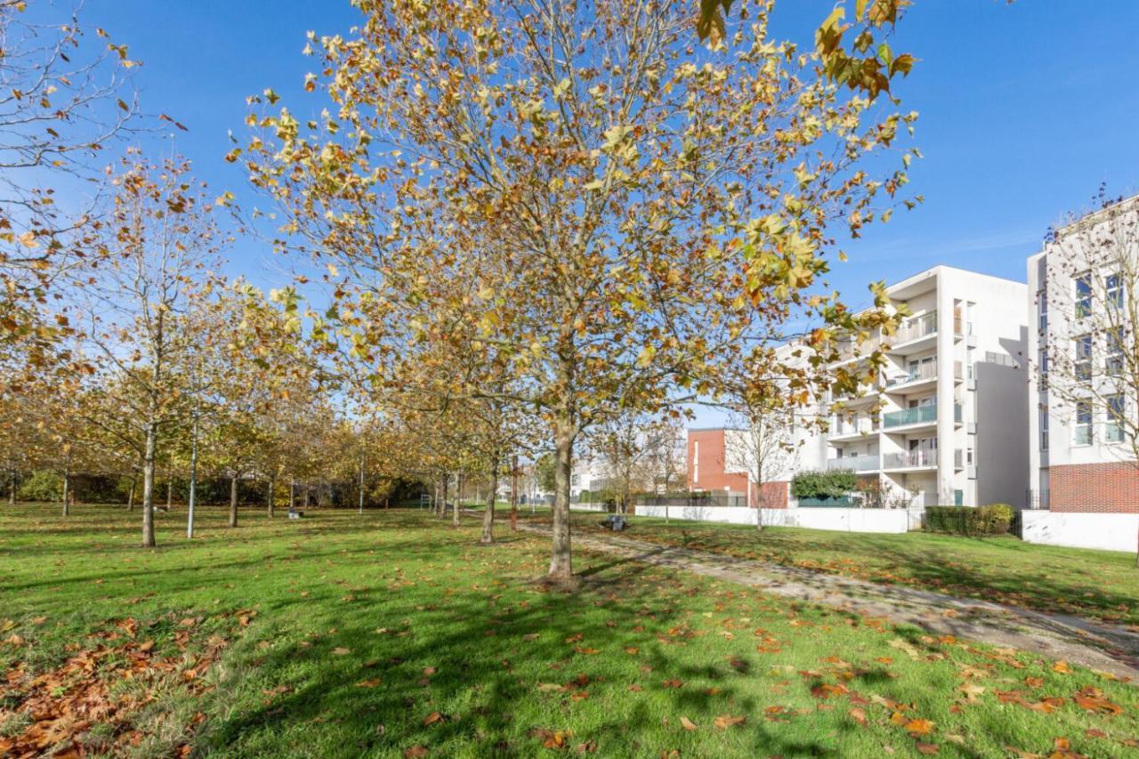 La Parisienne By Plaza Apartment Montévrain Exterior foto